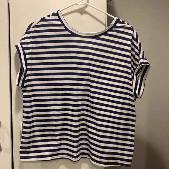Super cute navy blue and white striped top ~ shein size large - nautical - Picture 4 of 4